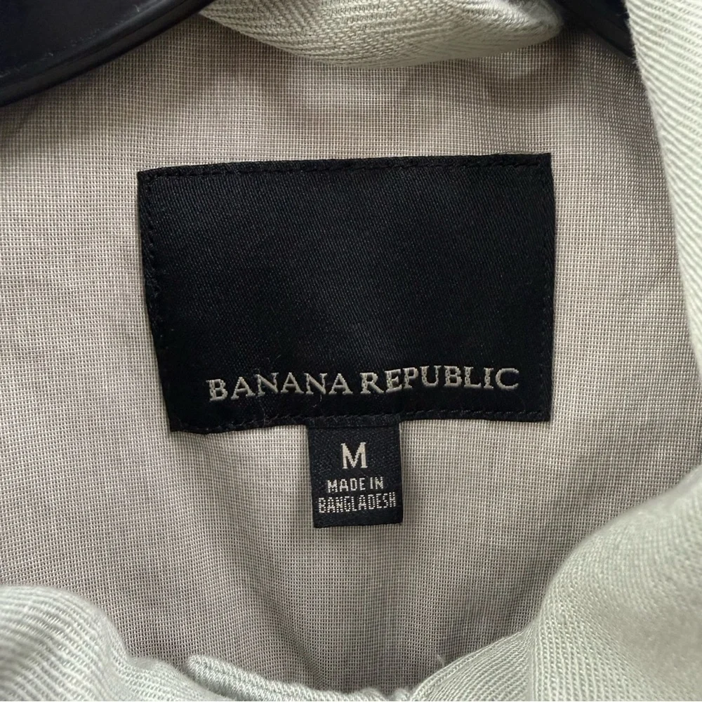 Banana Republic Size Medium Light Bomber Style Jacket - Picture 2 of 13